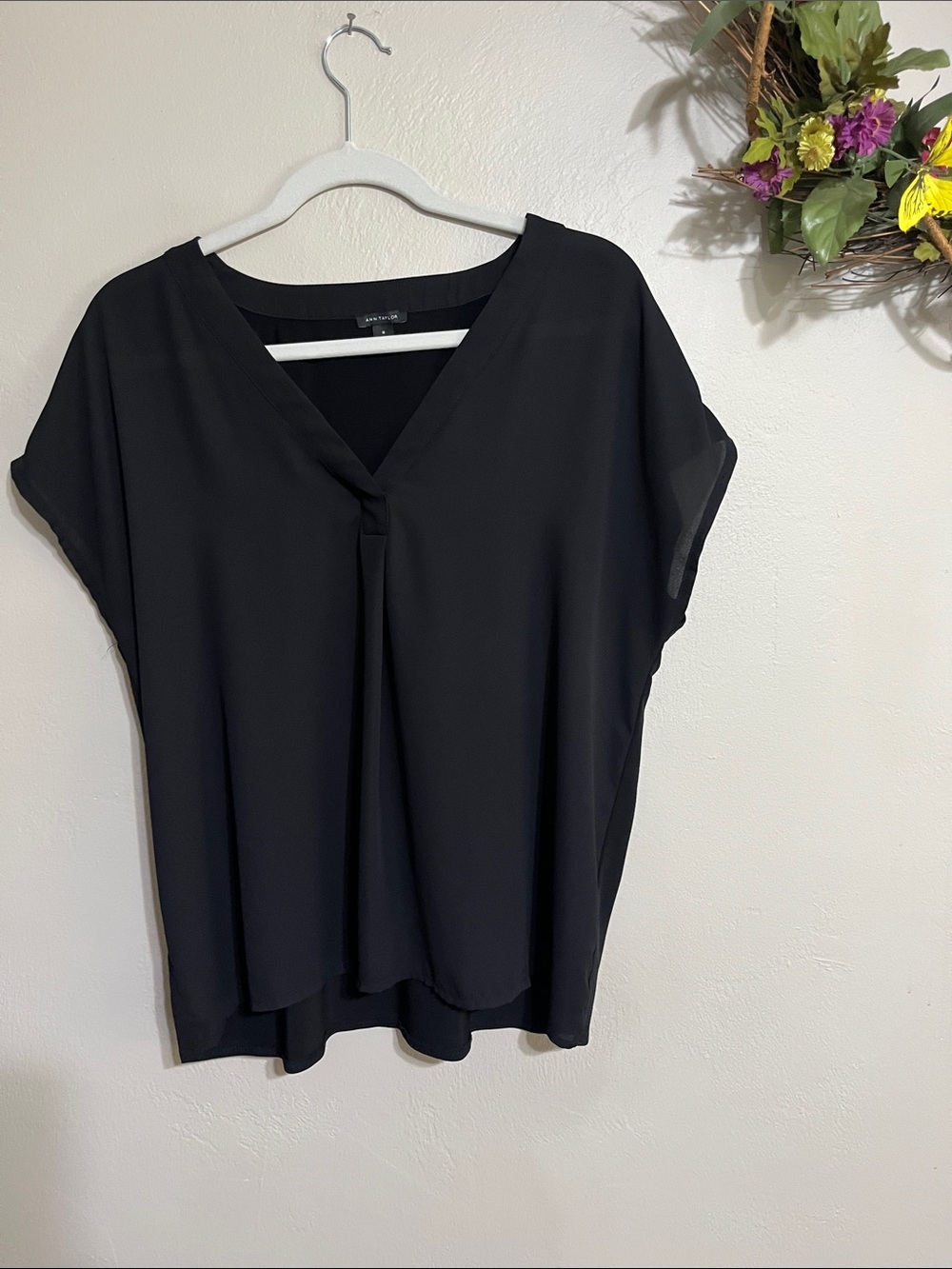 Ann Taylor Black V-Neck Pleat Front Blouse